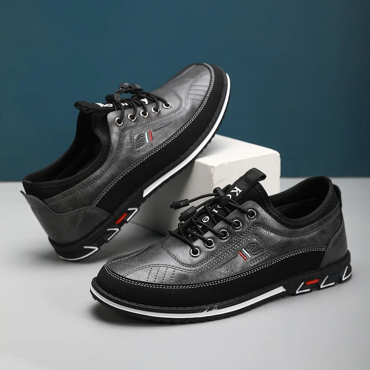 Gravado Leather Sneakers