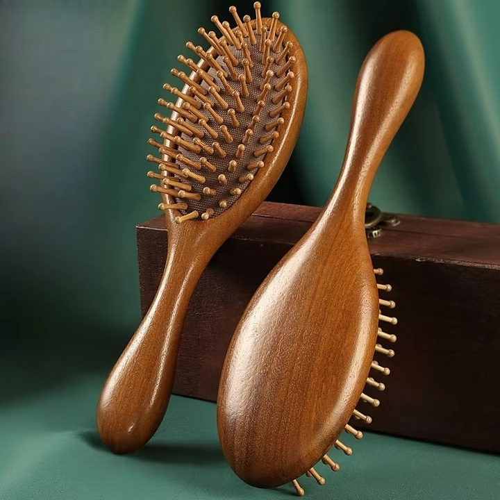 Elmwood Detangling Hair Brush