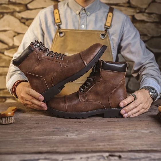 Marcin Boots