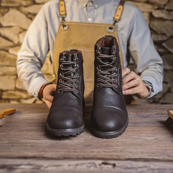 Marcin Boots