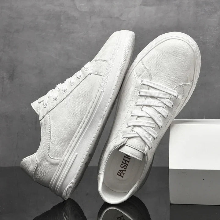 Vocus Leather Sneakers